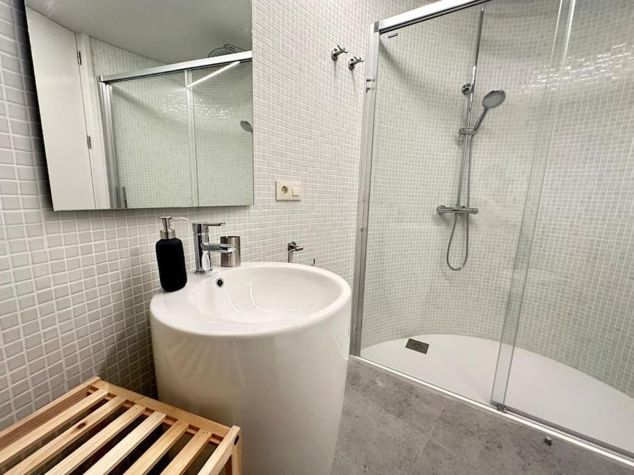 Luxury Downtown C. Del Tratado B Apartment Vigo Exterior photo